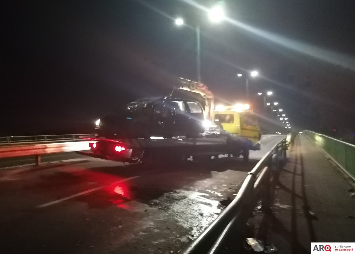 Accident pe podul din Micălaca