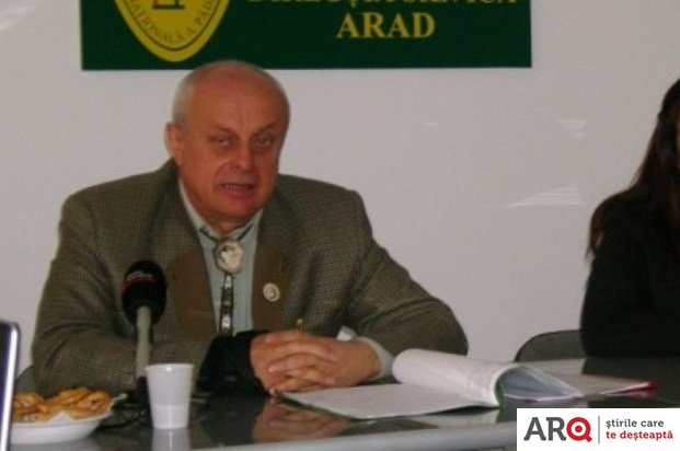 Prefectul cere demisia directorului Direcţiei Silvice Arad; acesta era la vânătoare în timpul orelor de serviciu