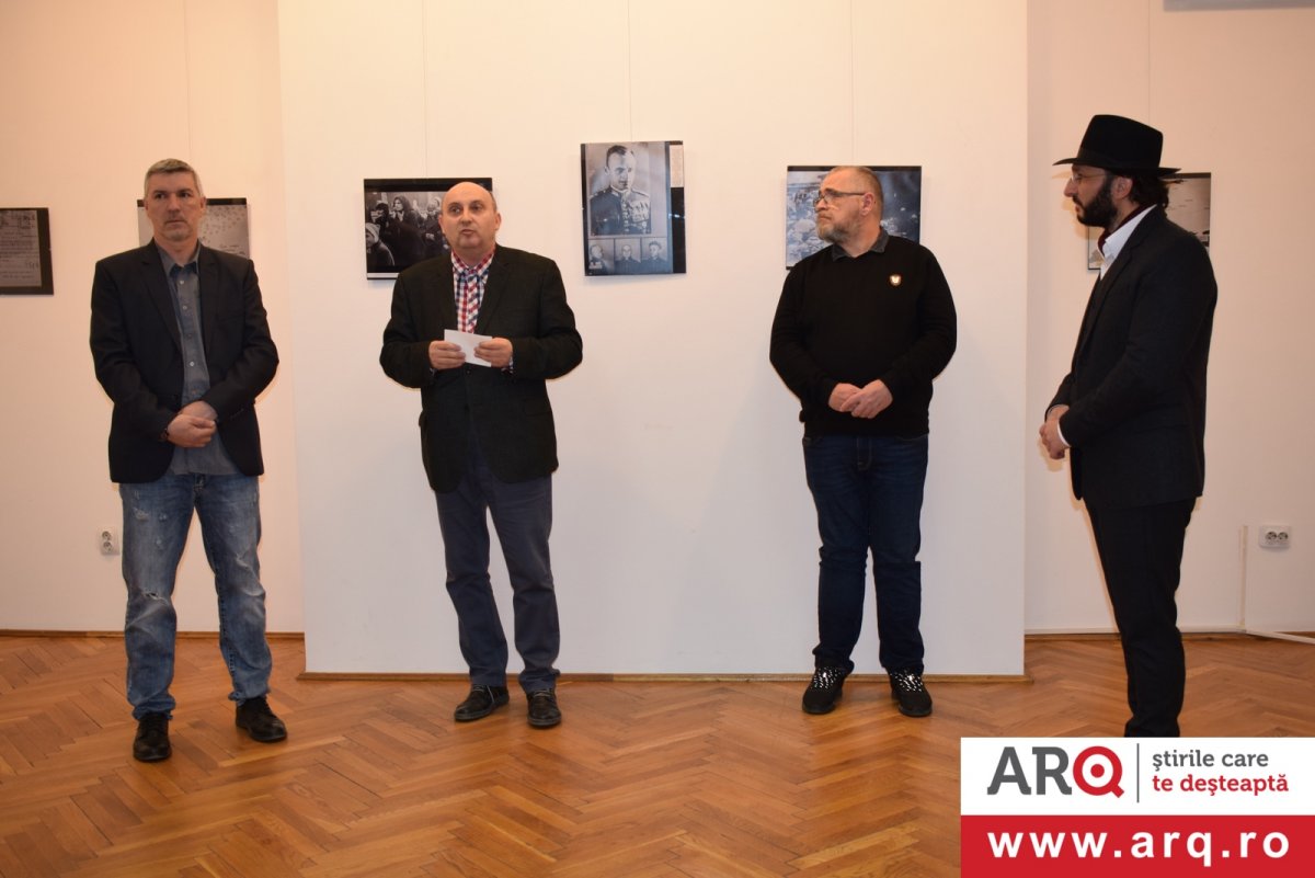 ULTIMUL DRUM, vernisajul unei expoziții foto tulburătoare despre Auschwitz