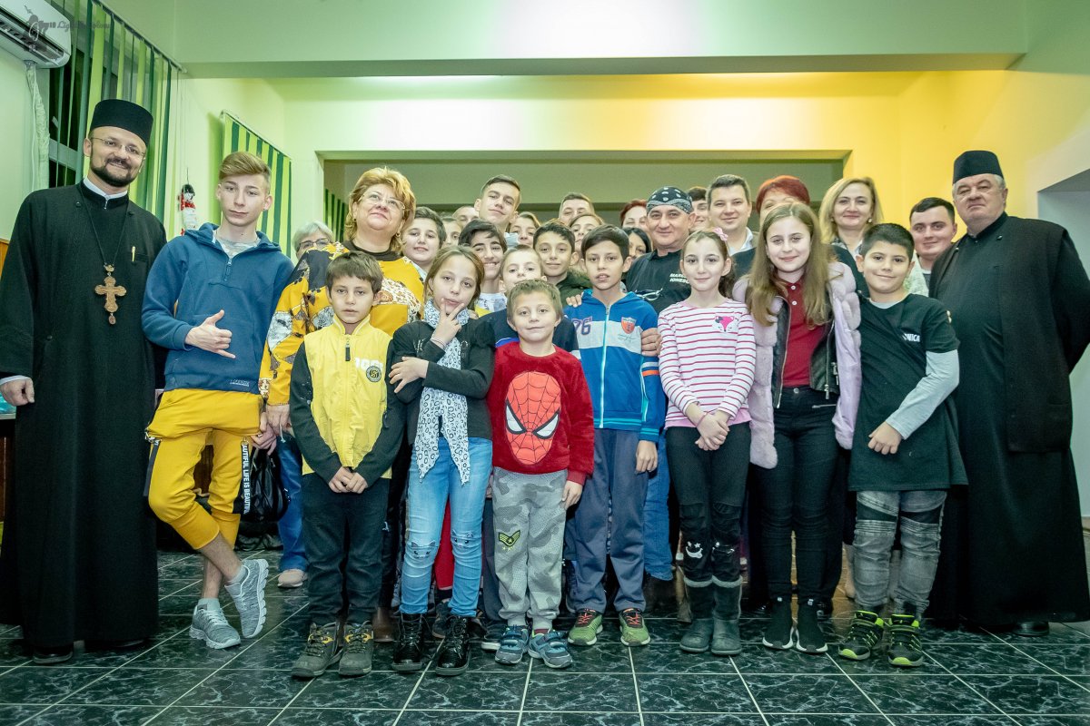 Acțiune caritabilă pentru copiii speciali în Parohia Ortodoxă Aradul Nou