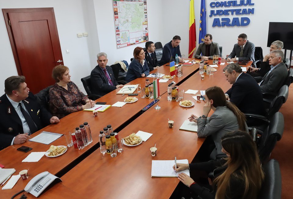Copreşedinții Comisiei Mixte Arad-Bekes s-au întâlnit la CJA