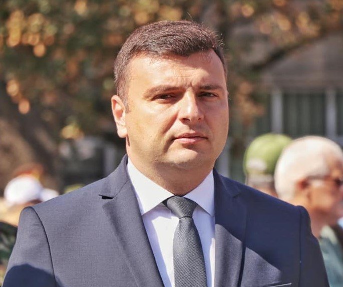 Sergiu Bîlcea: „Construim Reţeaua Solidarităţii pentru cei care au nevoie de sprijin la Arad”