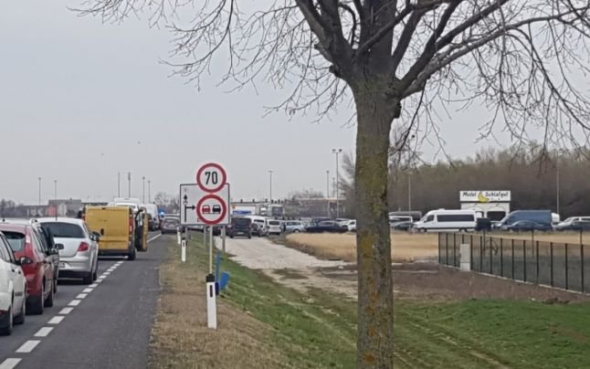Un nou blocaj la granița dintre Austria şi Ungaria; MAE intervine 