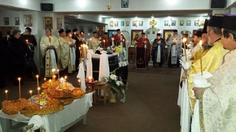 Nunţi, botezuri, înmormântări doar cu maximum 8 persoane