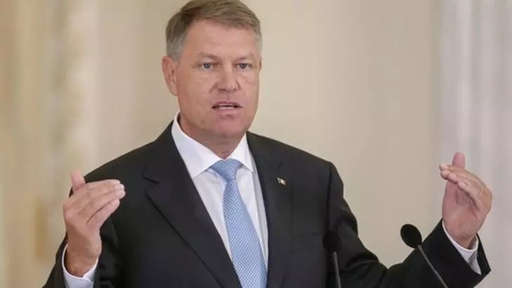 Klaus Iohannis: Va fi nevoie de PRELUNGIREA stării de urgență. Milioane de măști vor ajunge la populație