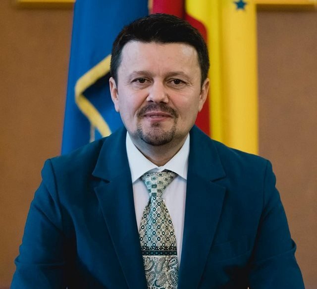 Ionel Bulbuc: „Fifor - minciuni și trafic de influență pentru o masă caldă?!”