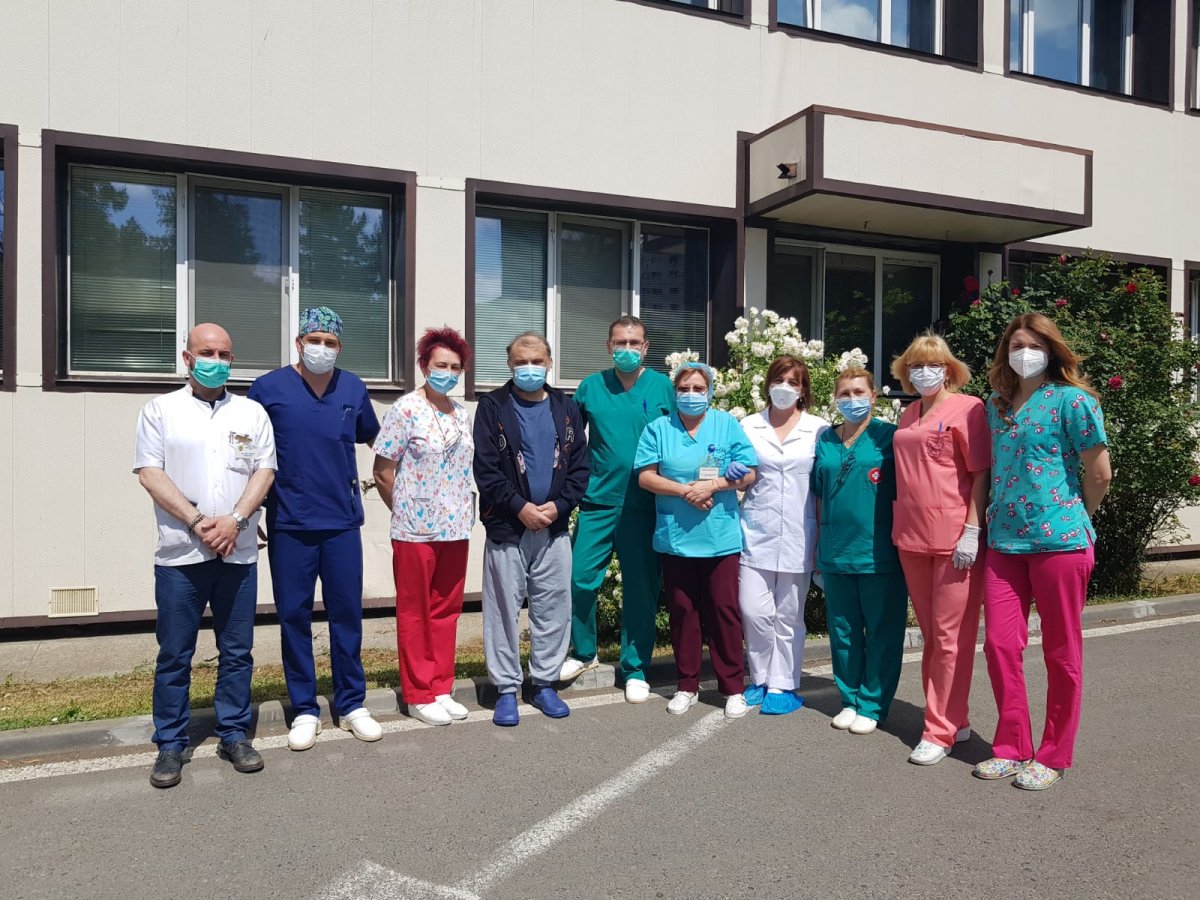 Intubat si ventilat mecanic, în lupta cu COVID-19 de două luni de zile, un arădean împreună cu echipa medicală au demonstrat că putem ieși învingători!
