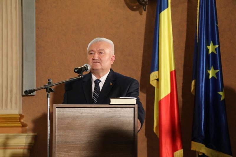 Precizări privind obligativitatea triajului epidemiologic la intrarea într-o incintă