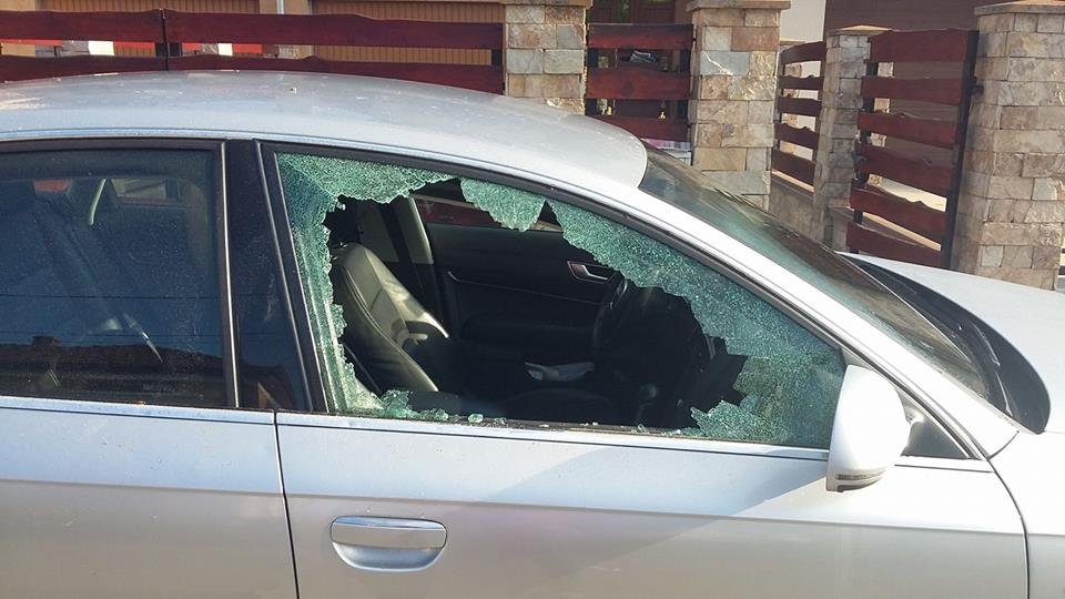 Spărgător de maşini prins de poliţiştii din Sebiş