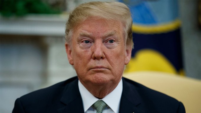 Reclamele lui Donald Trump interzise pe Facebook, motivul: provocarea urii organizate