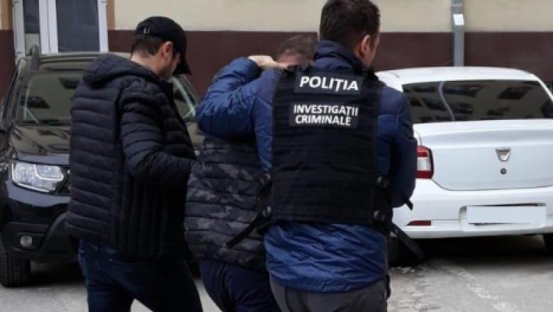 Bărbat de 61 de ani din Sântana, încarcerat de cei de la Investigaţii Criminale