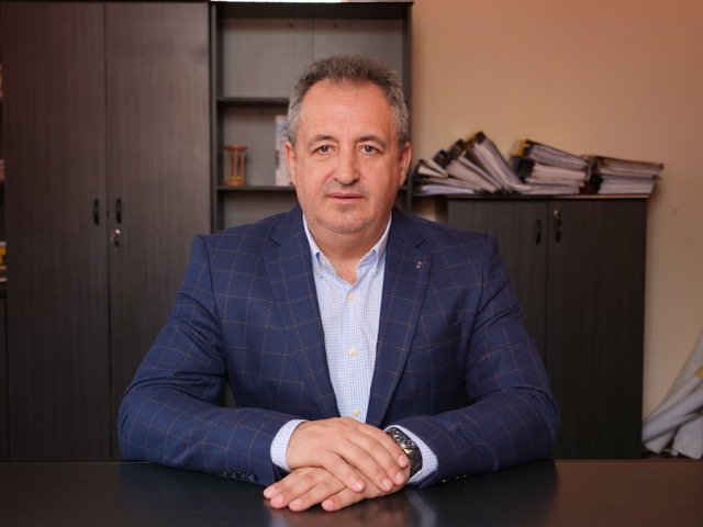 „Confortul de la oraș, la Șimand. Este visul și proiectul meu!” - Interviu cu primarul comunei Șimand, Florin Dema