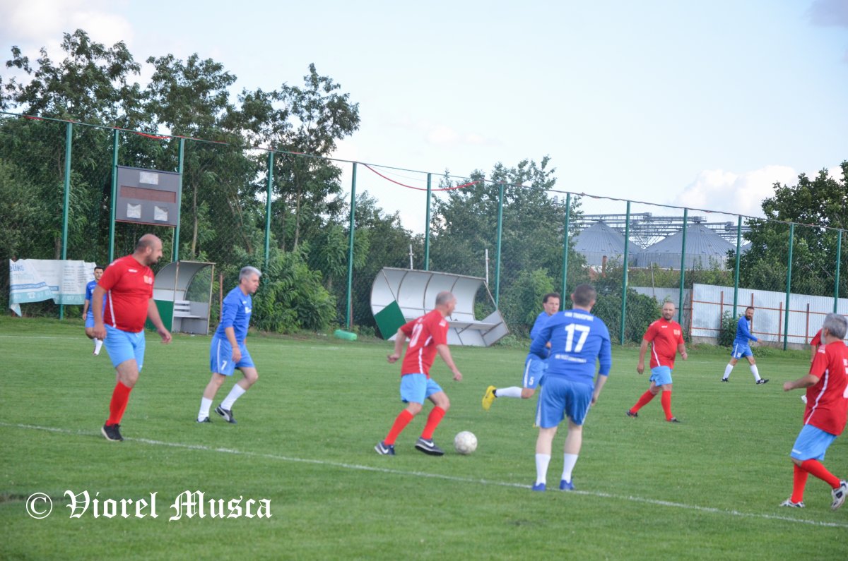 Presa de la Arad s-a bătut cu cea de la Timişoara... la fotbal