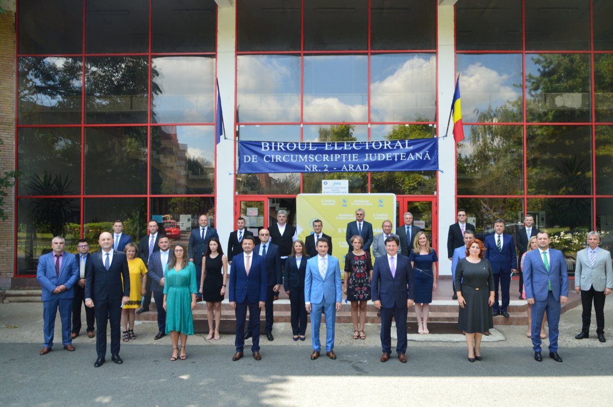 PNL Arad a depus lista candidaţilor pentru Consiliul Judeţean Arad