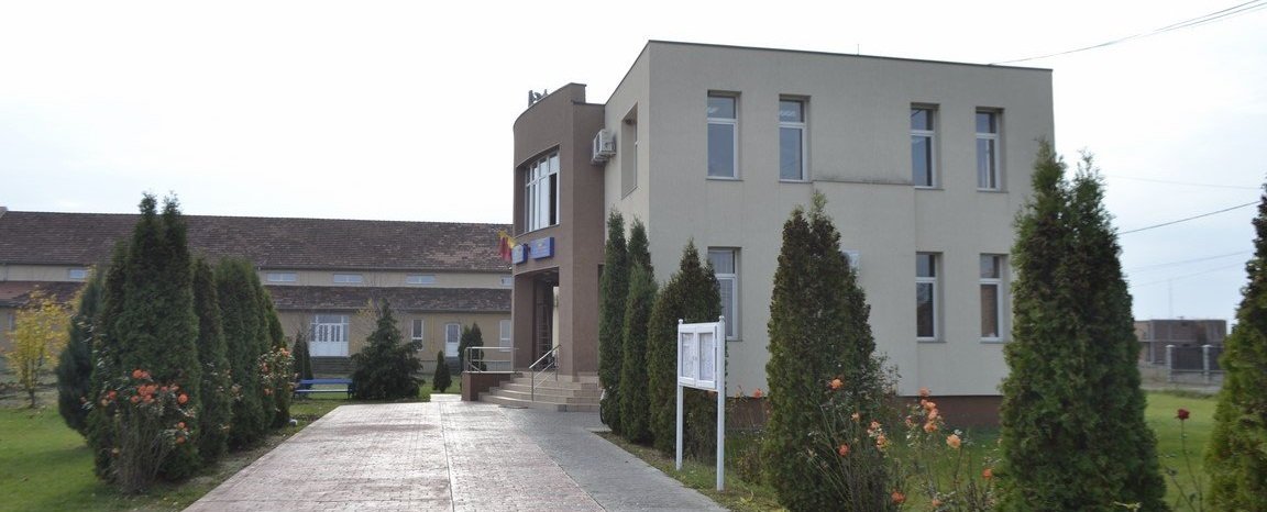 Firma ginerelui unui consilier judeţean PSD pune „beţe-n roate” la Livada