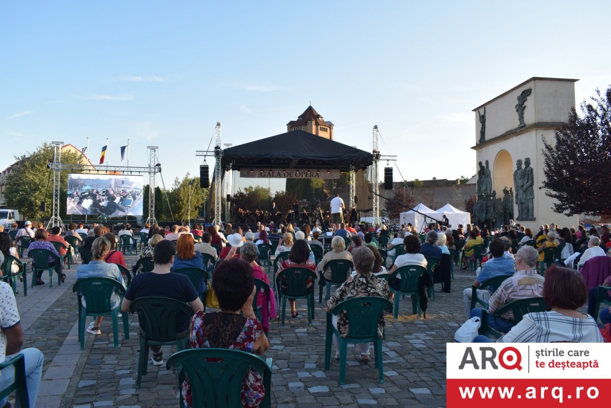 Și a fost Gala de operă Open Air pentru a XIV-a oară în Parcul Reconcilierii