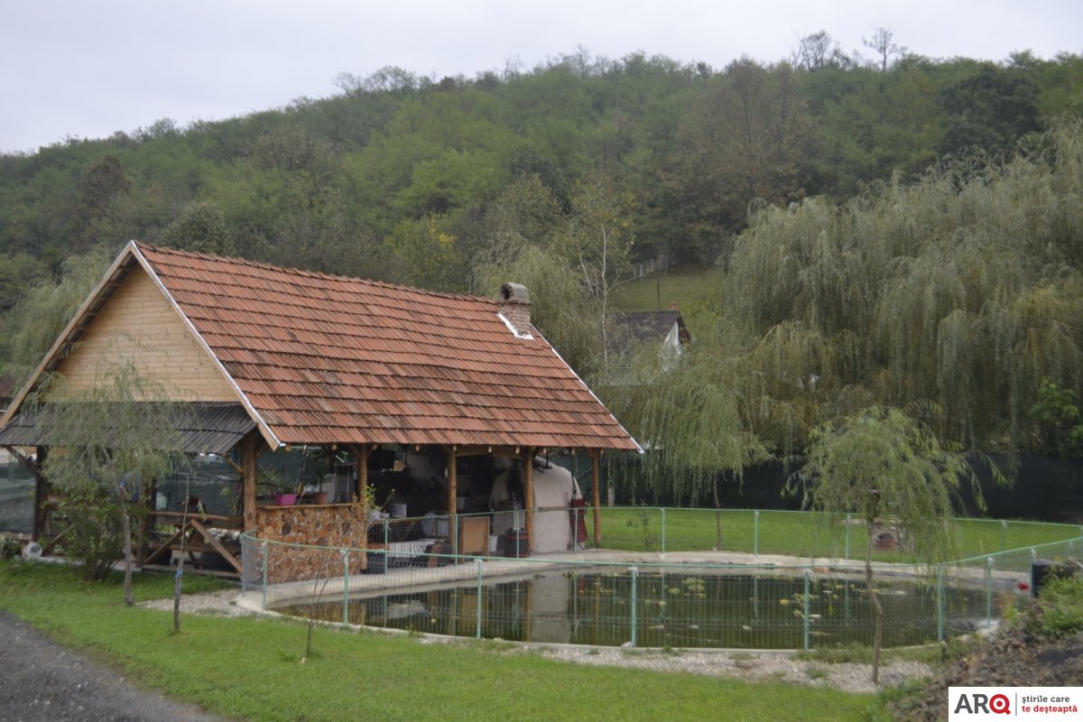 Salina și ,,Casa Miliza,, din Petriș - un reper turistic în județul Arad.