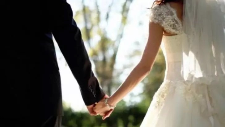 Mireasa de la nunta cu 350 de invitați din Bihor are coronavirus