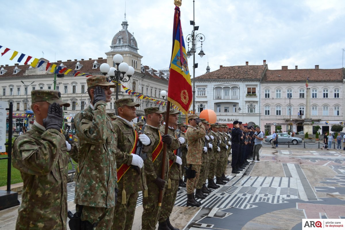 Desfășurarea activităților militare și religioase prilejuite de sărbătoarea „Zilei Armatei Române‟
