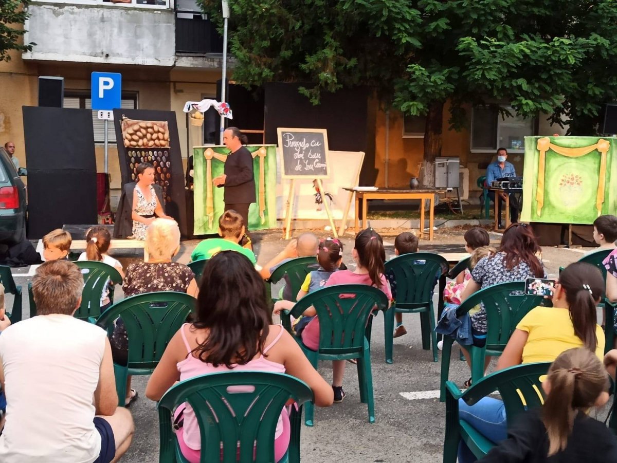 Bucurie și poezie - o nouă săptămână teatrală la Arad