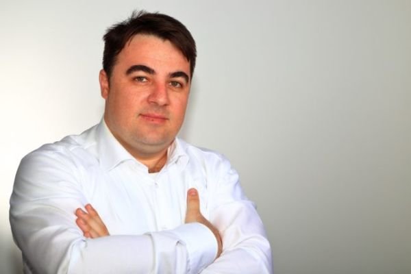 Botoş (USR) află de la televizor că este urmărit penal