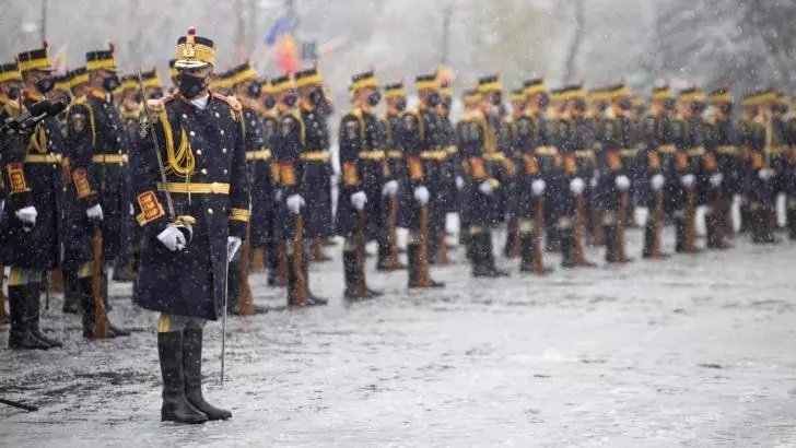 To the truth instinct Polar 1 Decembrie, Ziua Națională a României - Iohannis și Orban, la ceremonia de  la Arcul de Triumf