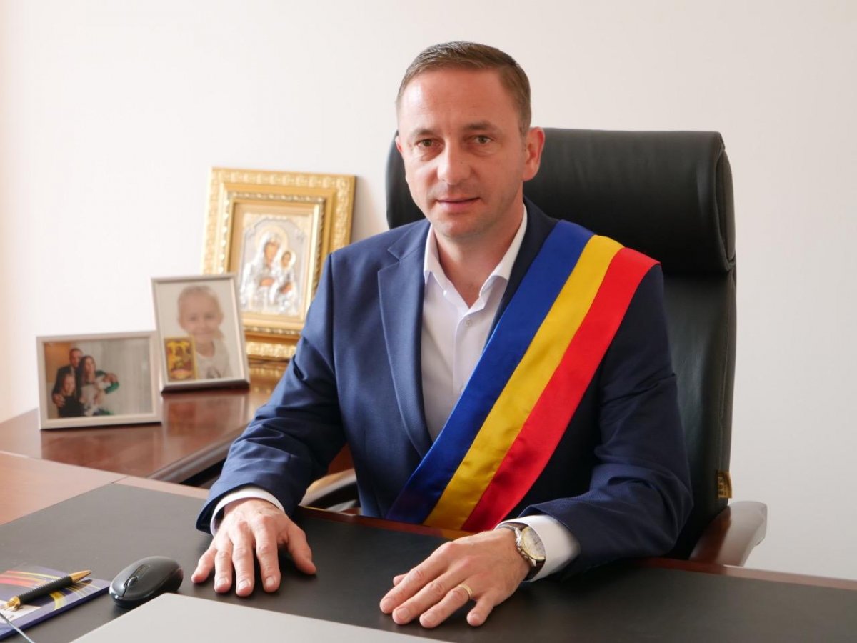 Flavius Chereji, primar Chișineu-Criș: „Doar pentru handbal cheltuiam 600.000 de euro pe an”