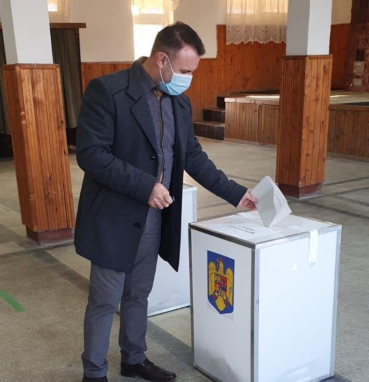 Florin Lela: „Am votat pentru viitorul comunei Tauţ şi al judeţului nostru”