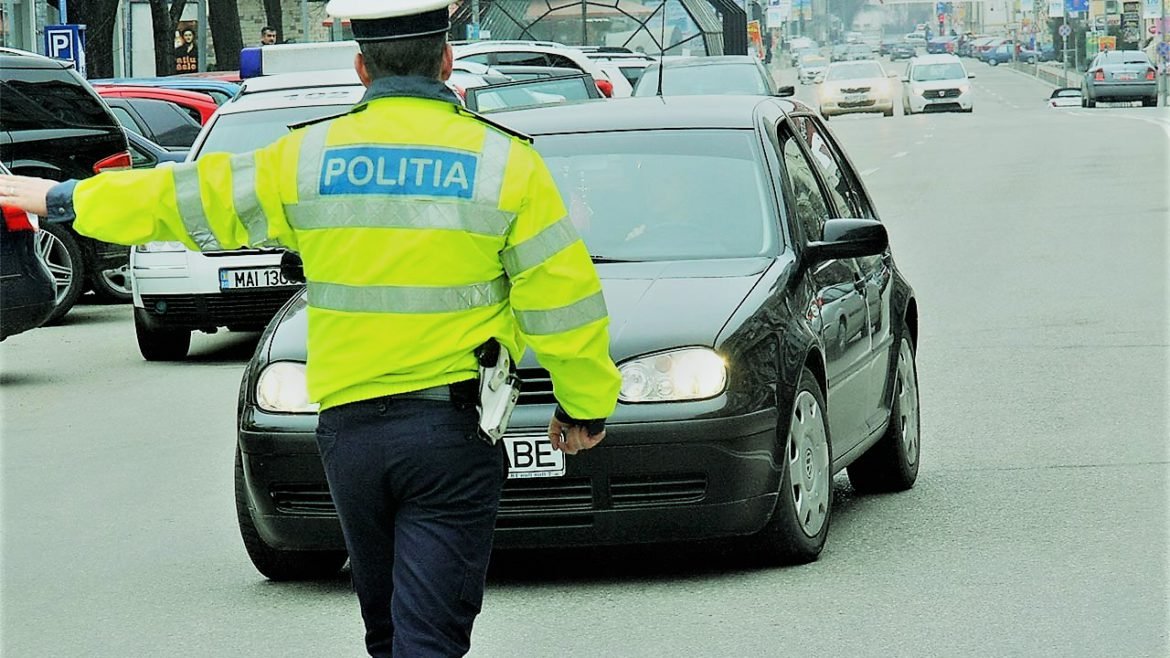 Cercetați de polițiștii arădeni pentru infracțiuni rutiere