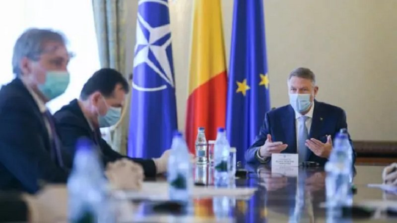 Împărțirea ministerelor cheie din noul Guvern s-a decis la Cotroceni: PNL vrea 10 ministere, USR PLUS - 5 și UDMR - 3. Cui revin posturile de vicepremier