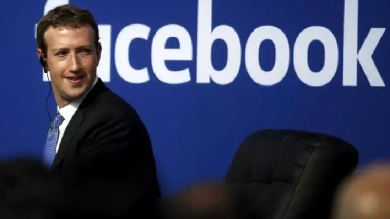Mișcare fără precedent a lui Mark Zuckerberg - Donald Trump, BLOCAT de Facebook până la sfârșitul mandatului la Casa Albă