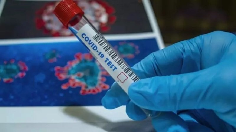 Experți români, avertisment dur: noua tulpină de Covid-19, cu 50% mai infecțioasă