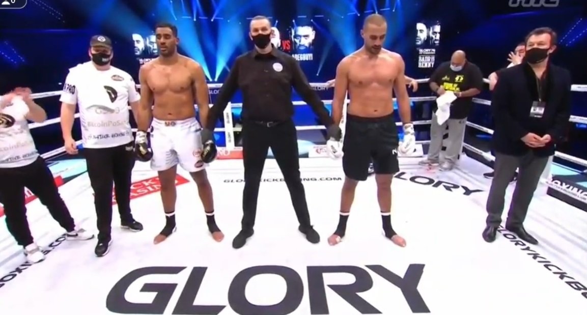 Benny Adegbuyi îl învinge pe Badr Hari prin KO