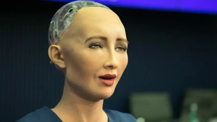Robotul umanoid Sophia urmează să fie produs în masă. Ce spun producătorii
