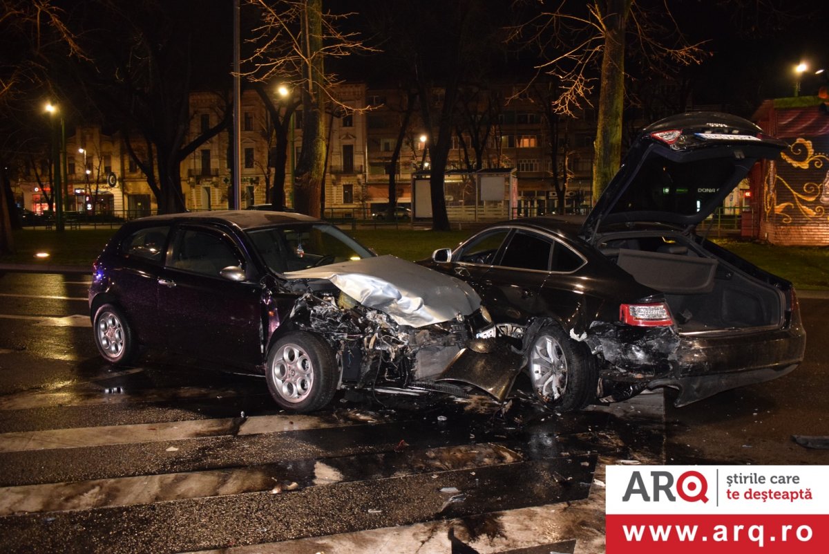 AUDI contra ALFA ROMEO, îmbârligați de Sfântul Valentin lângă Optica Veszi