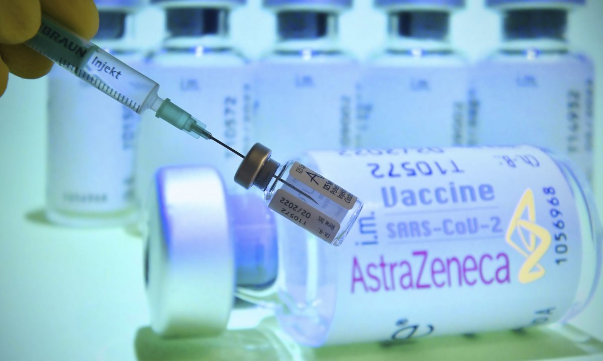 Arădenii se pot programa pentru imunizarea cu vaccinul AstraZeneca; au la dispoziţie patru cabinete