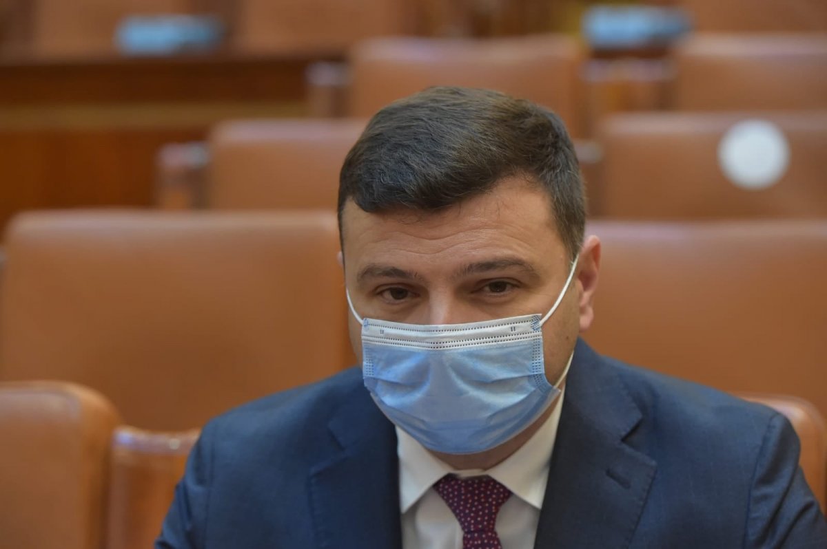 Deputatul Sergiu Bîlcea a cerut reducerea birocraţiei pentru investiţii
