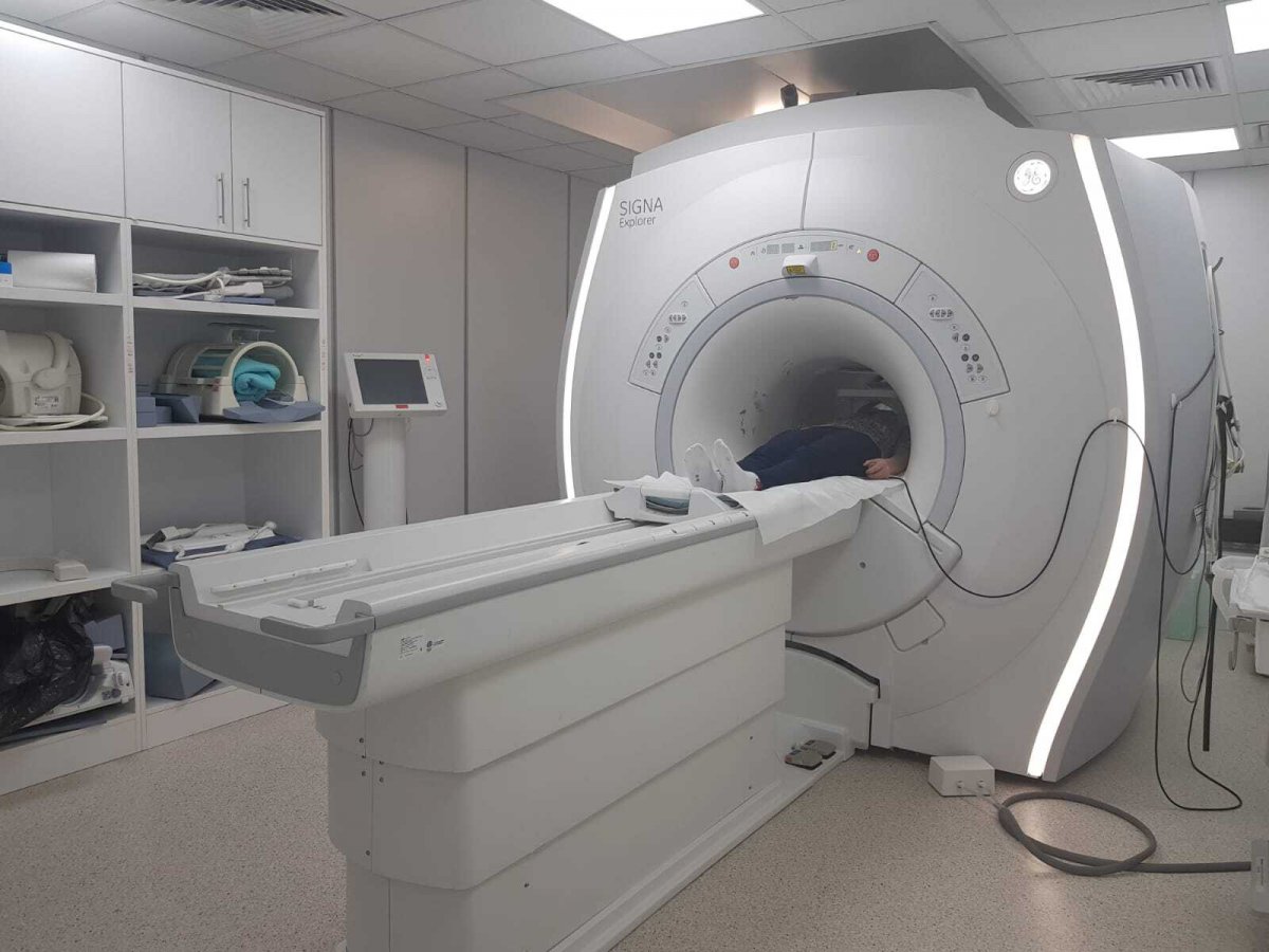 Iustin Cionca susţine că s-au făcut aproape 7.500 de investigații cu aparatul RMN cumpărat de Consiliul Judeţean pentru spital