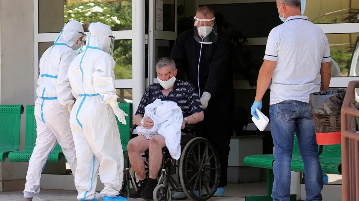Serbia intră în lockdown, în timp ce spitalele sunt pline cu pacienţi infectaţi