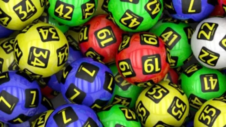 Un matematician român a descoperit o formulă de succes prin care a câștigat de 14 ori la Loto