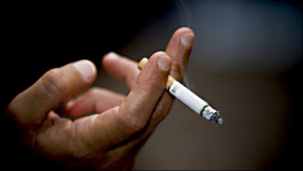 DECIZIA CCR: Legea care INTERZICE fumatul în spaţiiile publice închise este CONSTITUŢIONALĂ. Legea poate fi aplicată 