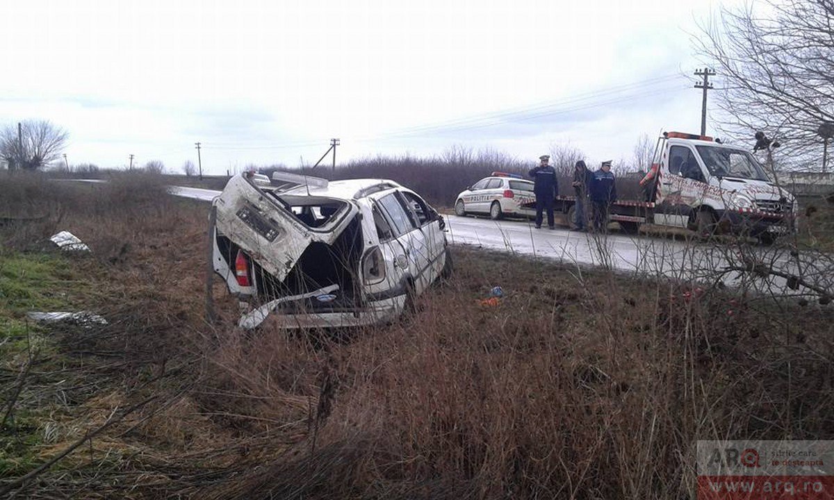 Accident cu un OPEL furat lângă Felnac