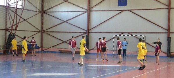 Număr impresionant de participanţi arădeni la ONSŞ - handbal