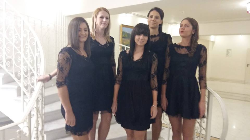 Halep & Co. au purtat rochii marca Eli Lăslean la dineul oficial din FedCup!