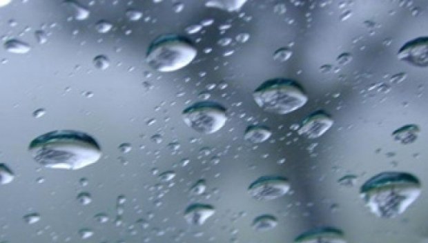 PROGNOZA METEO pentru trei zile. Temperaturi scăzute, precipitaţii şi vânt