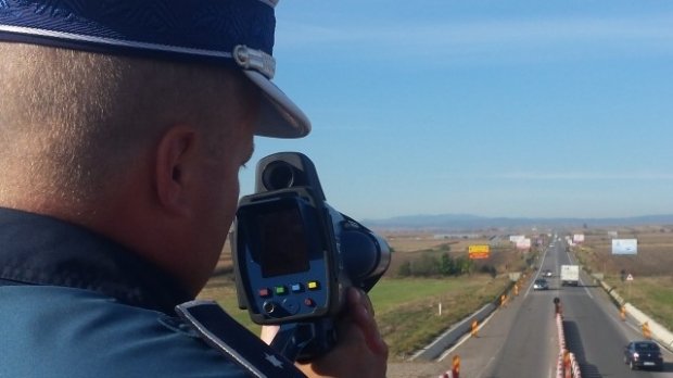 Poliţiştii vor prinde şoferii vitezomani cu radare ultraperformante cu laser. În ce judeţe au fost distribuite 