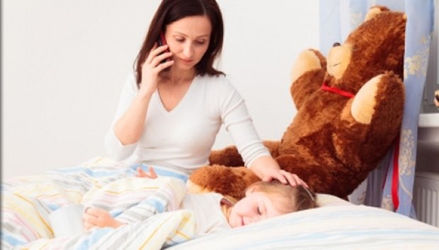 PEDITEL 1791, serviciu telefonic NON STOP la care pot apela părinţii pentru sfaturi medicale pediatrice