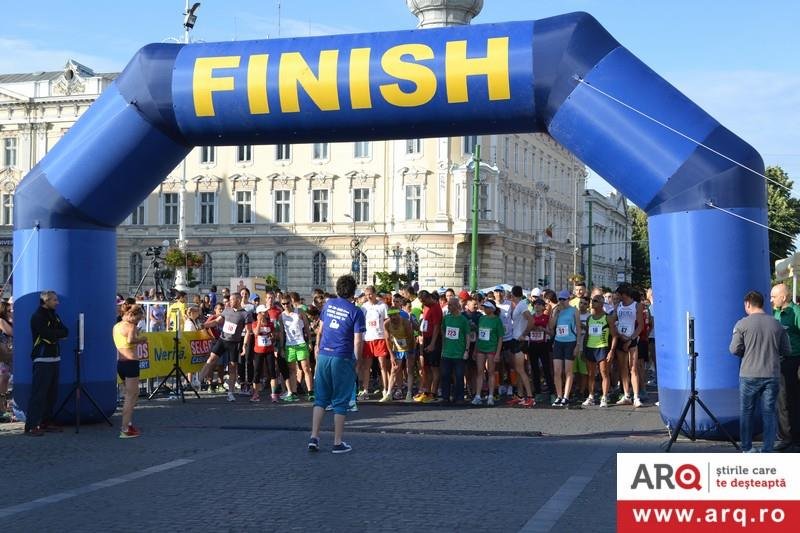 S-au deschis înscrierile pentru Maratonul, Semimaratonul şi Crosul Aradului 2016