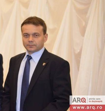 Mircea Onea părăseşte PNL şi candidează independent la Primăria Nădlac
