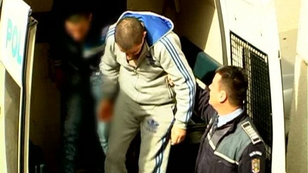 Un tânăr de 17 ani, lăsat liber după o tentativă de omor, a ucis un om fără motiv